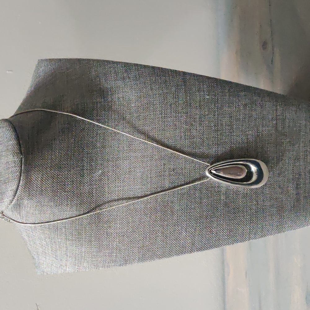 Silver teardrop necklace